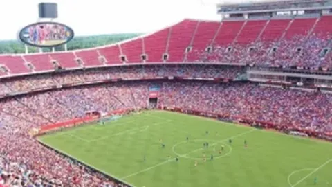 杭州亚残运会中国代表团再获第100金，央视新闻客户端实时播报